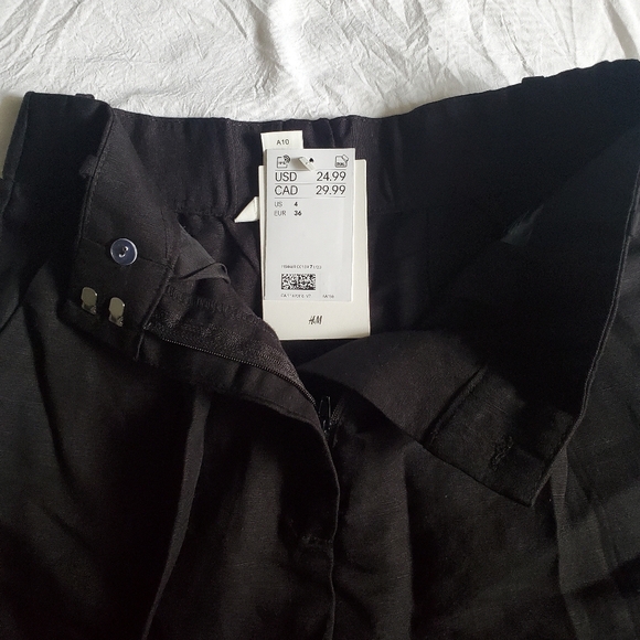 H&M Linen-Blend Shorts - Picture 5 of 9